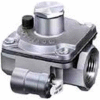 Maxitrol 3/8" Poppet Type Regulator RV20L-3/8, Up To 65,000 BTU