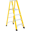 Green Bull Series 2072 Fiberglass Platform Ladder - 4' 207204