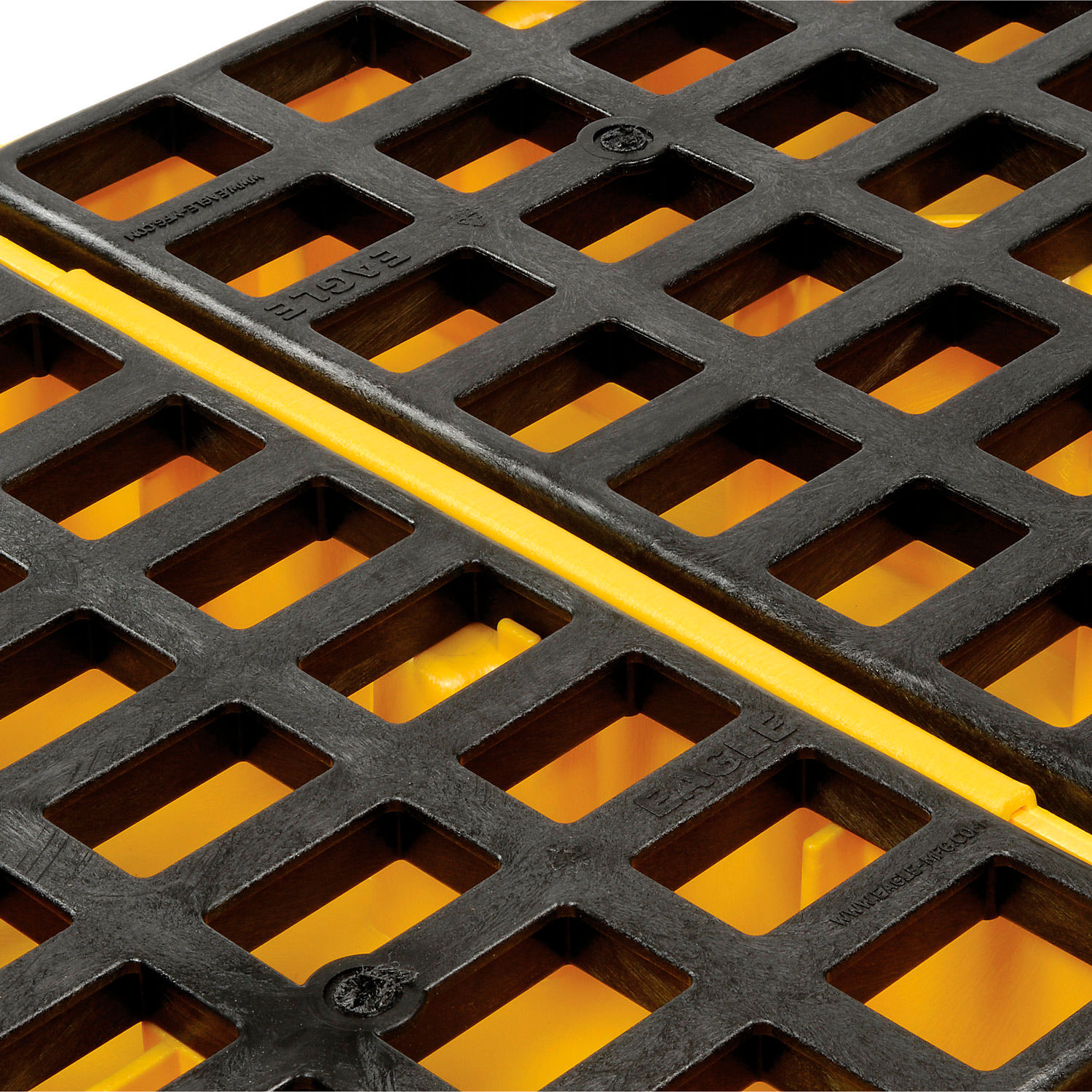 Drum & Barrel Spill ControlDrums Eagle 1634 4 Drum Spill