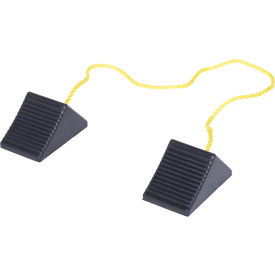Vestil™ Wheel Chock with Rope Rubber 8"L x 5"W x 4-1/8"H