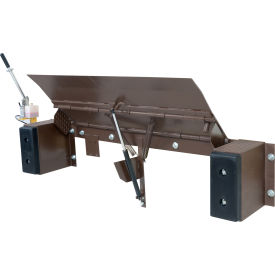 Vestil Steel Hand Pump Edge-O-Dock Leveler 17-1/2"L x 99"W 25000 lb. Capacity 