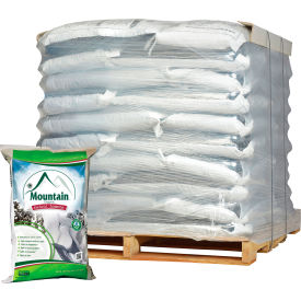 Global Industrial 246713 Xynyth Mountain Organic Natural Icemelter 44 Lbs./Bag - 49 Bags/Pallet image.