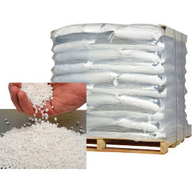Global Industrial 246715 Ice Melt Blend Fast Acting Pellets, 50 lb. Bags, 48 Bags/Pallet image.