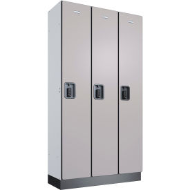 Global Industrial™ 1-Tier 3 Door Digital Wood Locker 36""W x 15""D x 72""H Gray Assembled