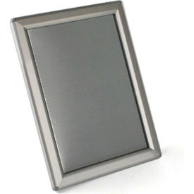 Global Approved 300205-SLV Vertical/Horizontal Optic Snap Frame 7"H