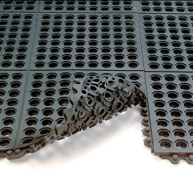 Wearwell® 24/Seven® GR Anti Fatigue Drainage Mat 5/8"" Thick 3 x 3 Black