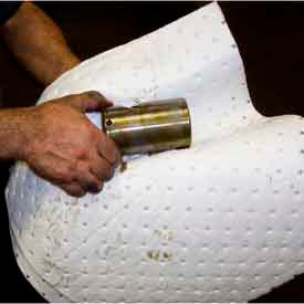 Meltblown Technologies WSMS100 Oil-Only Spunbound Absorbent Pads, Heavy Weight, 18" x 15", White, 100/Bale image.