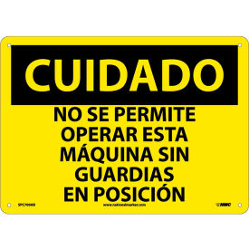 National Marker Company SPC700AB Spanish Aluminum Sign - Cuidado No Se Permite Operar Esta Maquina Sin Guardias image.