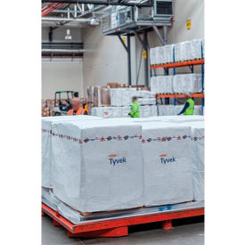 COLD CHAIN TECHNOLOGIES LLC D14569740 CCT Thermal Covers, Powered by Tyvek W10 Air Cargo Cover, UK/USA, 48"L x 40"W x 48"H, White image.