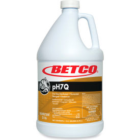 Betco® pH7Q Dual Neutral Disinfectant Cleaner Lemon Scent 1 Gallon Capacity Bottle 4/Carton