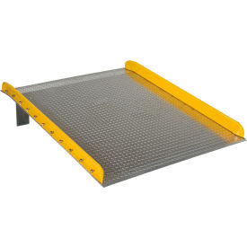 Vestil Aluminum Dock Board Steel Curb 60"W x 72"L 10000 lb. Capacity 