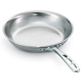 Vollrath Company 69214 Vollrath® 14" Tribute Fry Pan with Trivent Plain Handle image.