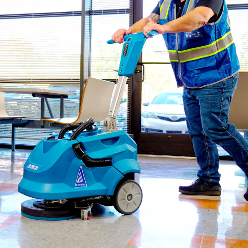 Global Industrial™ Auto Battery Floor Scrubber, 13