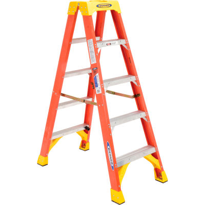 ladder fiberglass globalindustrial ladders