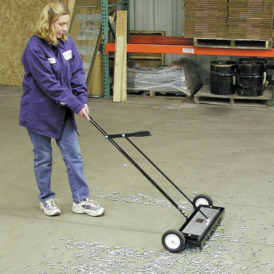 Master Magnetics Heavy Duty Magnetic Sweeper with Release- 24"W - MFSM24RX