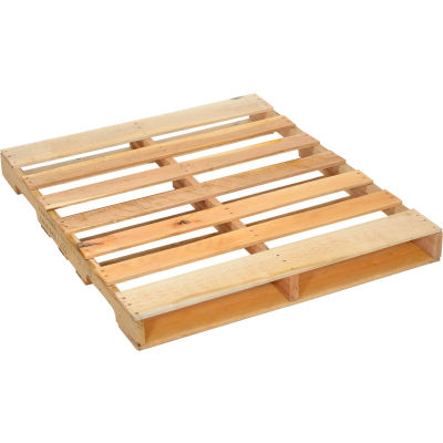 Stackable Export Hardwood GMA Open Deck Pallet, Heat Treated, 4-Way, 48" x 40", 2800 Lb Stat Cap