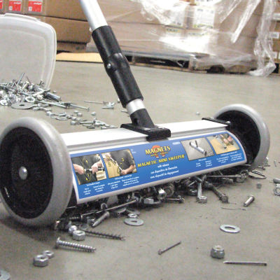 NEW 22 In Magnetic Floor Sweeper with Release Metal Picker Upper Clean Garage
