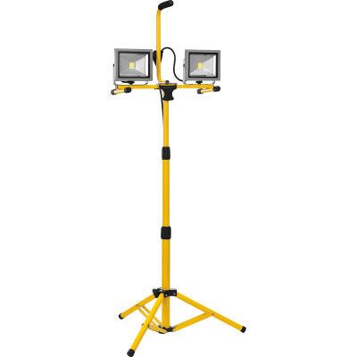 Global Industrial™ LED Dual Work Light w/Tripod, 20Wx2, 3200 Lumens, IP65, Yellow