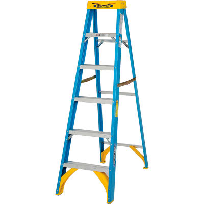 Werner 6' Fiberglass Step Ladder w/ Plastic Tool Tray 250 lb. Cap - 6006
