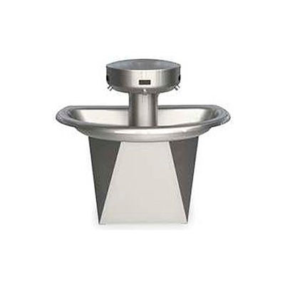 Bradley Corp® Wash Fountain, Semi-Cicular, 110/24 VAC, Series SN202, 3 Person