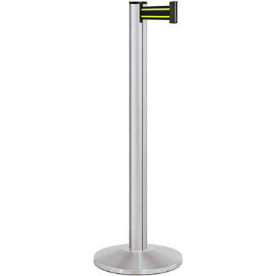 Lavi Industries Beltrac® Retractable Belt Barrier, 40" Silver Post, 7' Black/Neon Yellow Belt