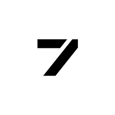 Individual Character Stencil 24" - Number 7