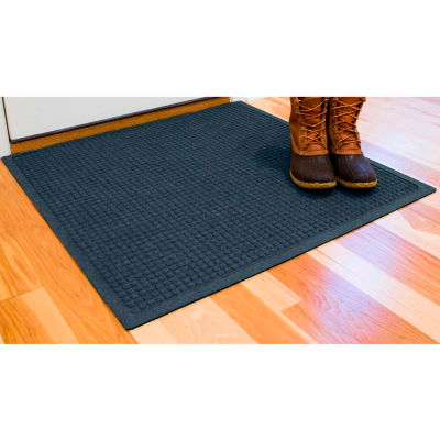 WaterHog® Entrance Mat Fashion Border 3/8" Thick 6' x 8' Navy