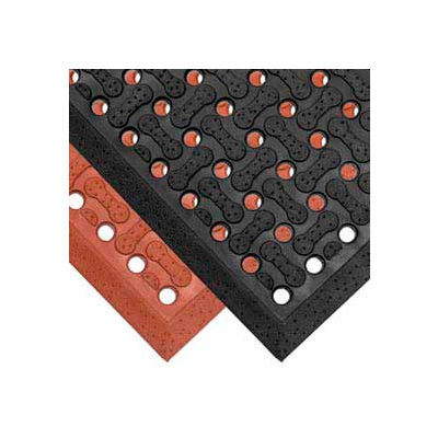 NoTrax® T18 Superflow Anti Fatigue Drainage Mat 5/8" Thick 4' x 6' Black