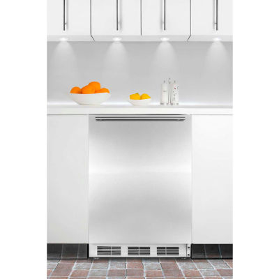 Summit CT66JBISSHHADA ADA Comp Built In Refrigerator-Freezer 5.1 Cu. Ft. White/Stainless Steel