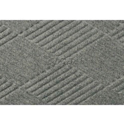 WaterHog® Classic Diamond Mat 3/8" Thick 4' x 16' Medium Gray