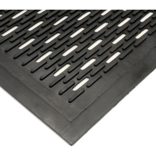 Beveled Safety Edges on Heavy Duty Scraper Mat