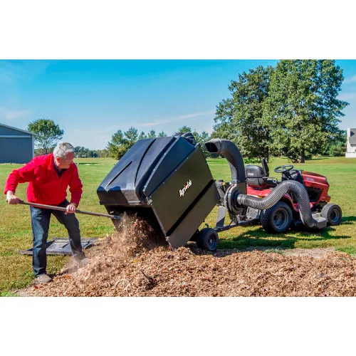 Agri fab leaf vac shop with chipper