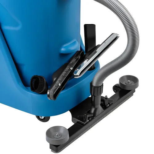 Global Industrial™ Wet/Dry Squeegee Vacuum, 18 Gallon Cap. 641415