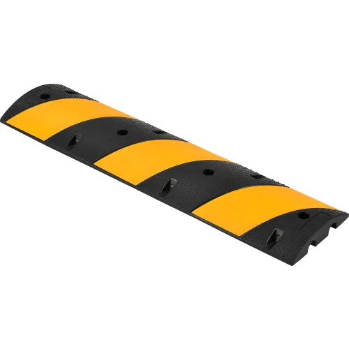 Global Industrial™ Portable Rubber Speed Bump, 48L, Black W/ Yellow Stripes