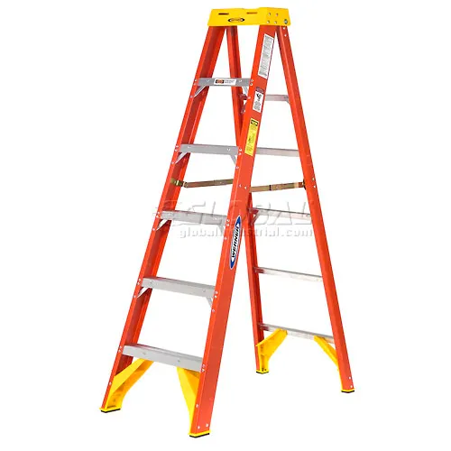 Werner 6' Fiberglass Step Ladder W  Plastic Tool Tray 300 Lb. Cap - 6206