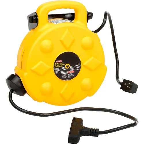 BAYCO Professional Quad-Tap Extension Cord - 40' 12/3 on Retractable Reel