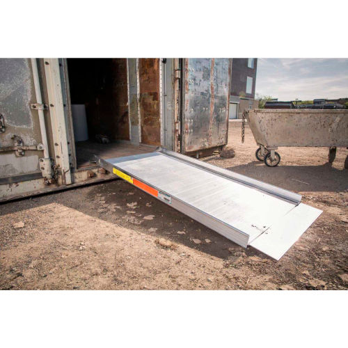 EZ-ACCESS® TRAVERSE™ Loading Ramp TRAV304 - 4'L x 31-1/2"W 1200 Lb. Capacity