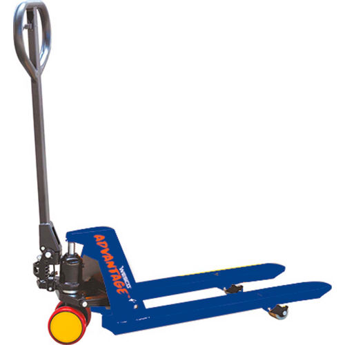 Wesco® Advantage Narrow Pallet Jack Truck 15"W x 311/2"L 1100 Lb